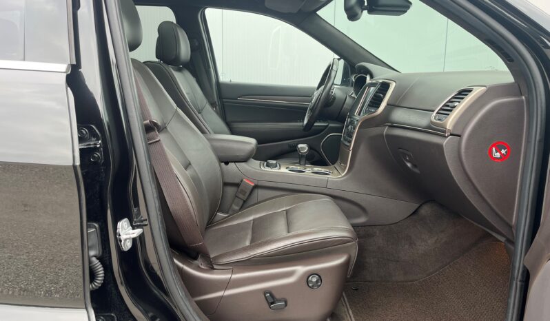 Jeep Grand Cherokee Summit full